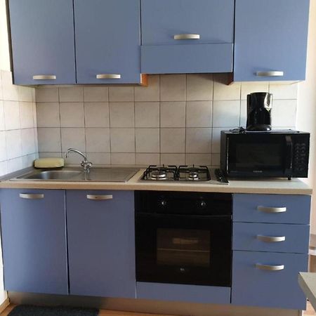 Apartments Berto - 500M To The Beach Ρόβινι Εξωτερικό φωτογραφία
